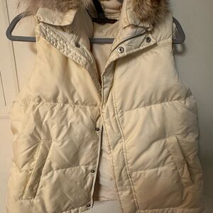 Ralph Lauren Down Puffer vest with fur trim -Size Large